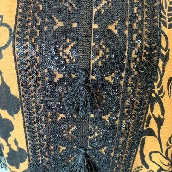 Women's Handmade Indian Kurta Sequined Tasseled Fringe Hem Golden Yellow Black - Picture 3 of 12